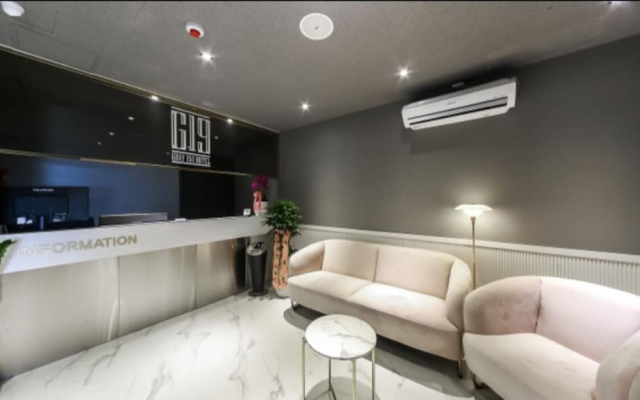 Busan Station Hotel Gray 194