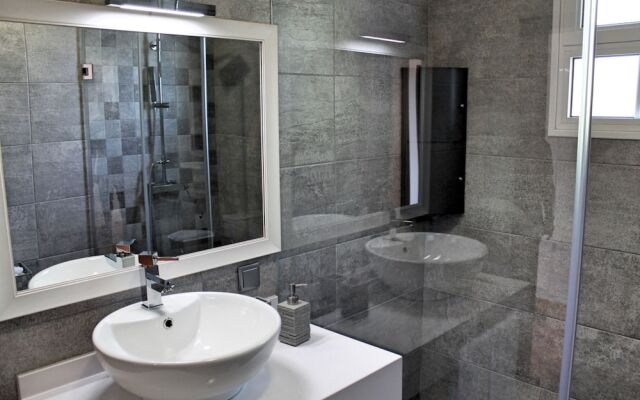 Casa Jardim Mar by Our Madeira