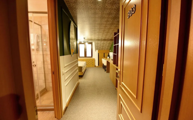 KS Hotel