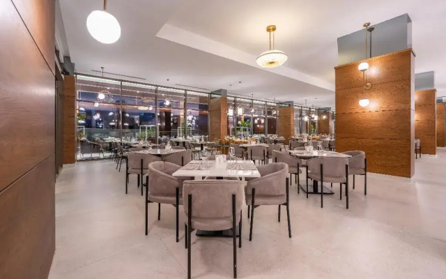 Sural Saray Hotel