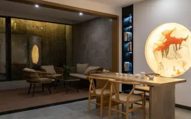Poem INN