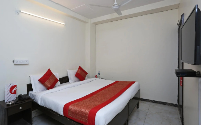 Hotel Royal India By OYO Rooms