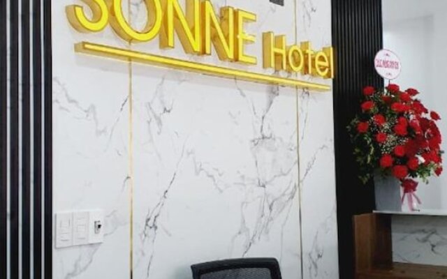 Sonne Hotel