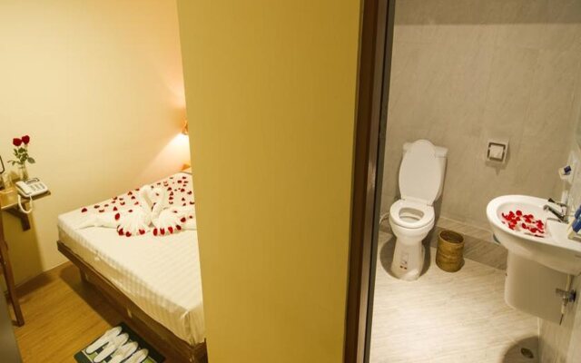 Shwe Htee Guest House Chinatown