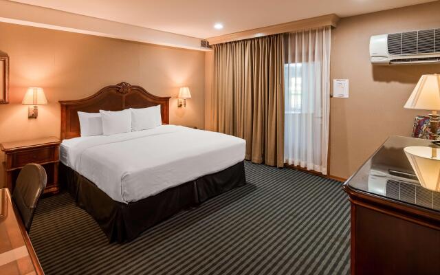 Best Western River Terrace