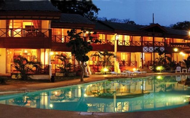 Aura Dive Resort