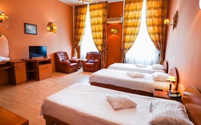 Agape Hotel & Restaurant