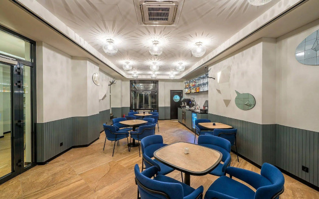 Artagonist Art Hotel