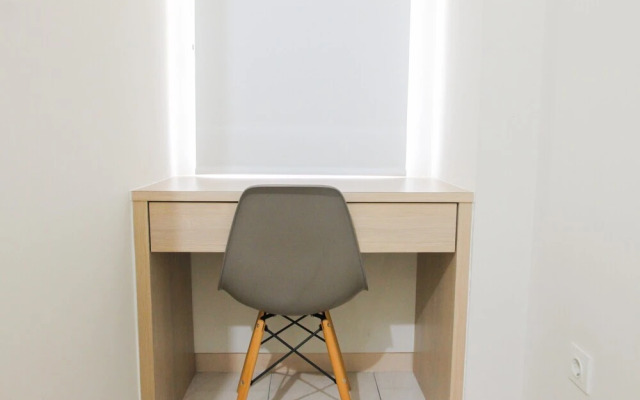 Comfy 2 Bedroom at The Springlake Apartment by Travelio
