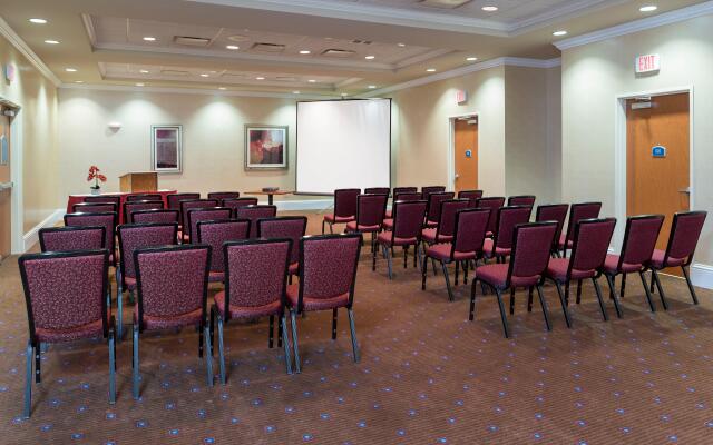 Holiday Inn Aurora North - Naperville by IHG