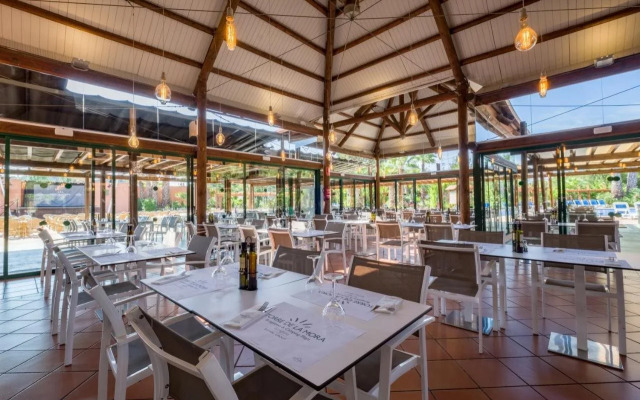 Camping Torre de la Mora