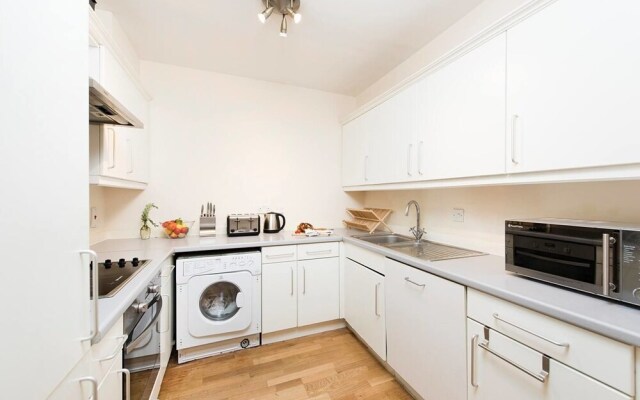 Spacious 2BR Apartment in Shoreditch