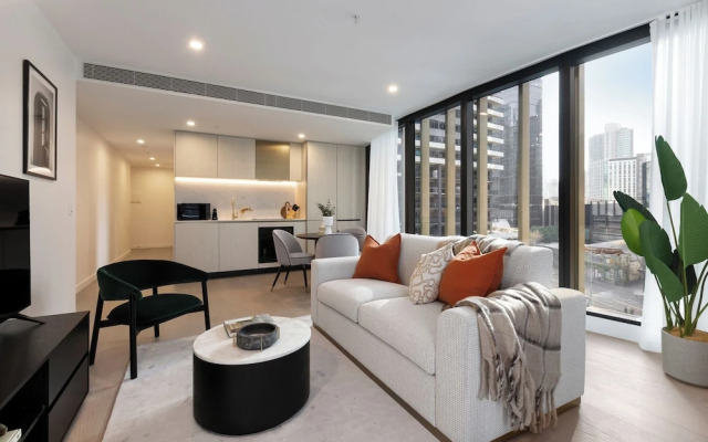 City Road Apartment by Urban Rest