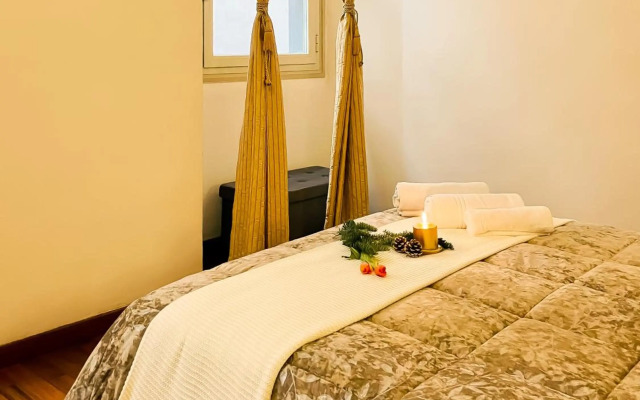 Trevi Fountain Luxury Guest House