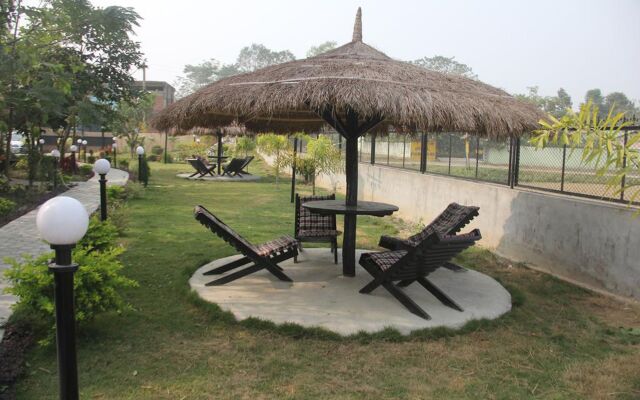 Motherland Resort Sauraha