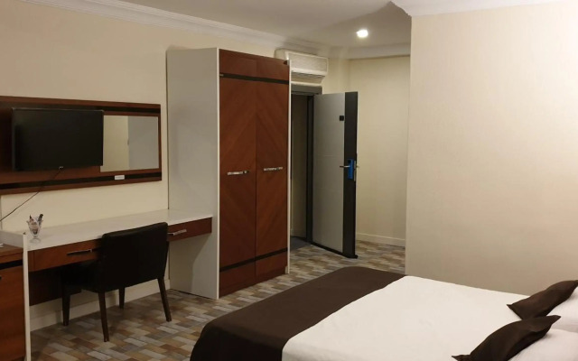 Eriza Hotel