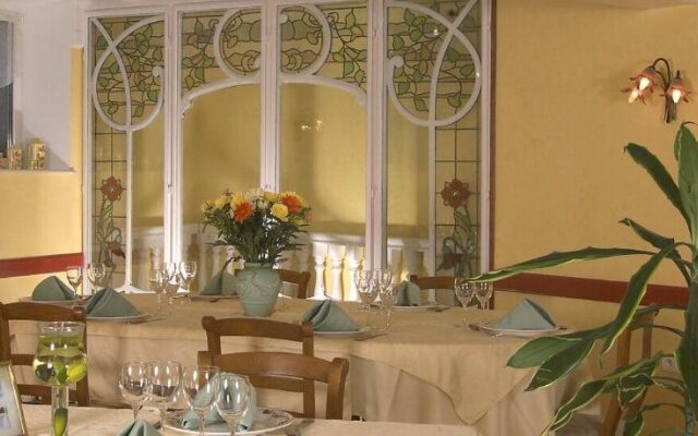 Hôtel au Pont de Raffiny