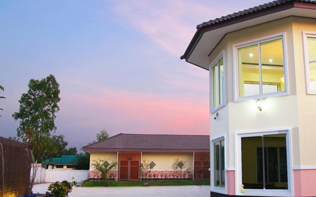 Baan Maesot Boutique Resort