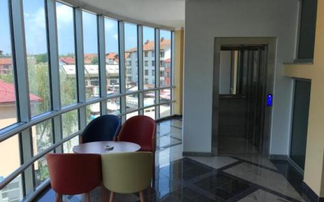 Hotel City