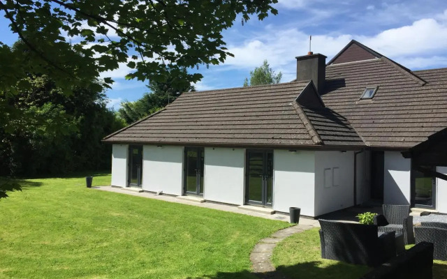 Tudor Lodge Guest Accommodation