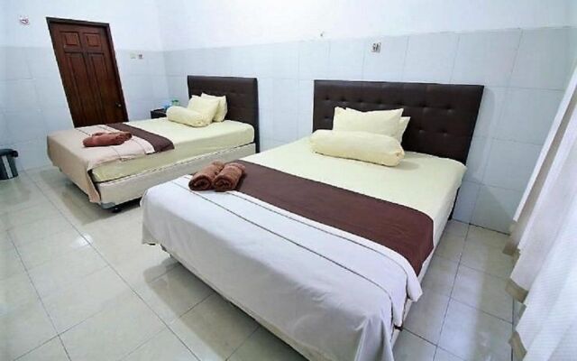 OYO 418 Setra House