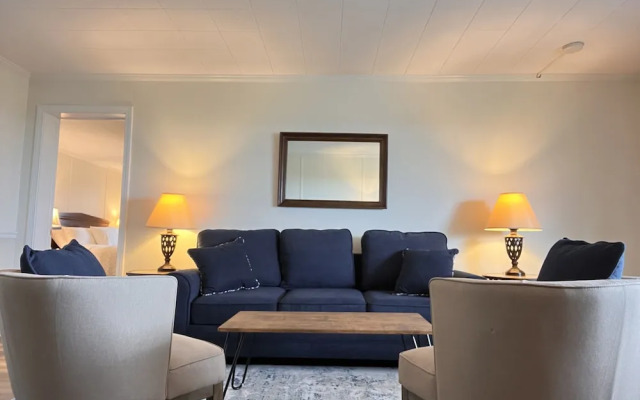 Whitcomb Summit Retreat