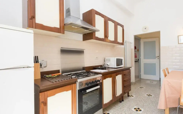 RSH Vatican Comfortable Sunny Apartment