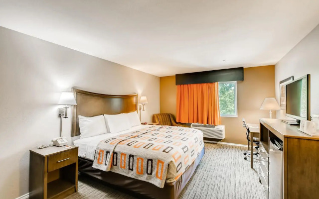Orangewood Inn & Suites Midtown