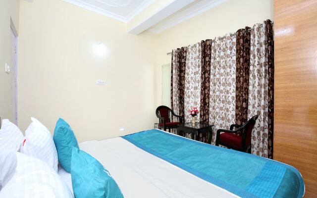 OYO 10736 Home Mountain View 2BHK Keleston