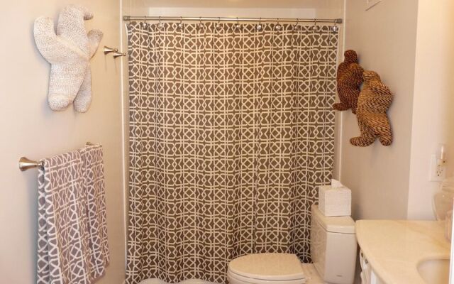 Admiralty House 603 South