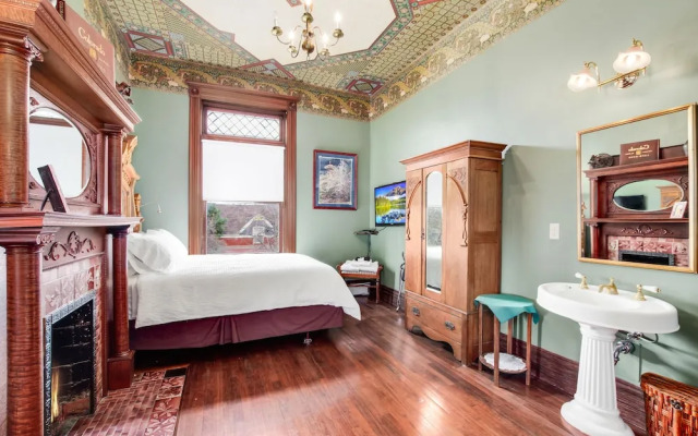 Lumber Baron Inn