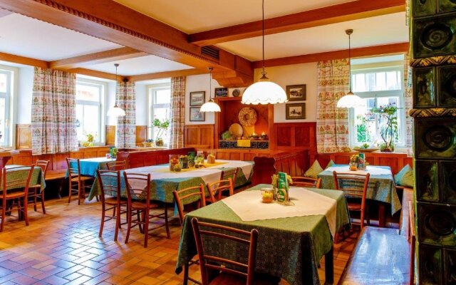 Gasthof Bräuer - Familie Eibensteiner