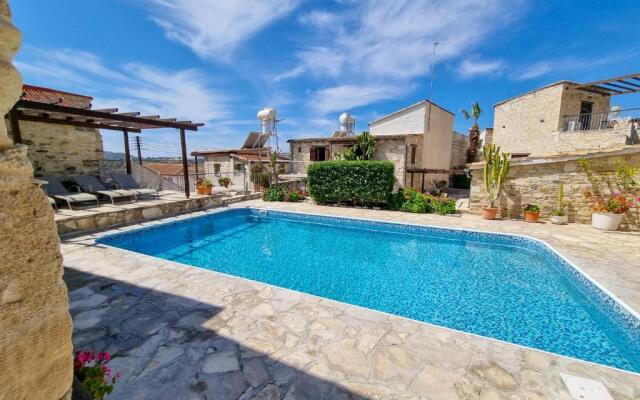 Poseidon's Pool Paradise
