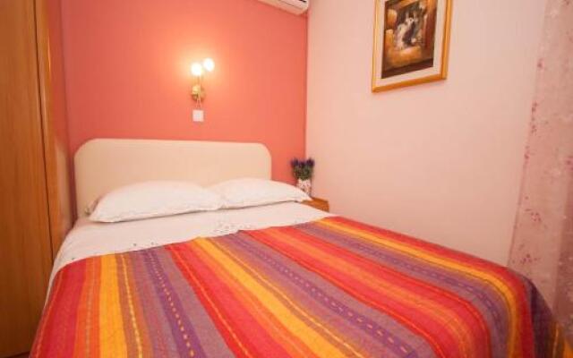 Rooms Nadica