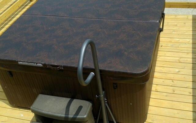 Blackstone Lodge & Suites