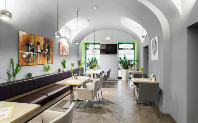 Hotel Pav