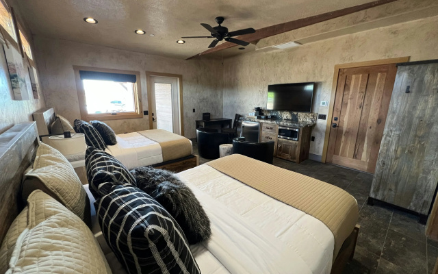Cougar Ridge Resort
