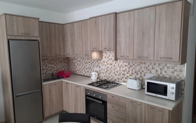 Porto Paolo side sea view ( Condominium )