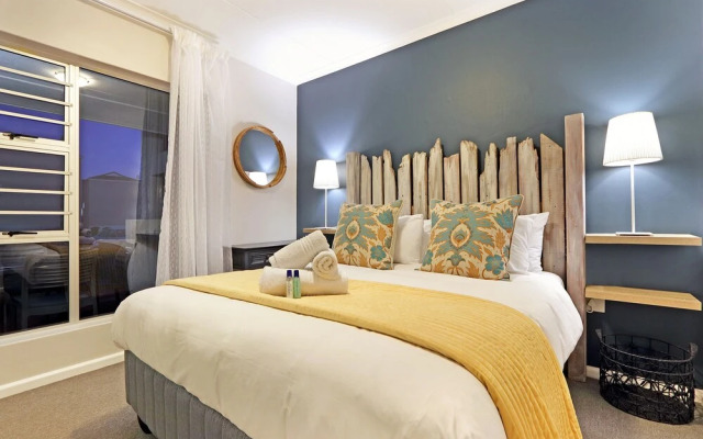 Big Bay Beach Club 98