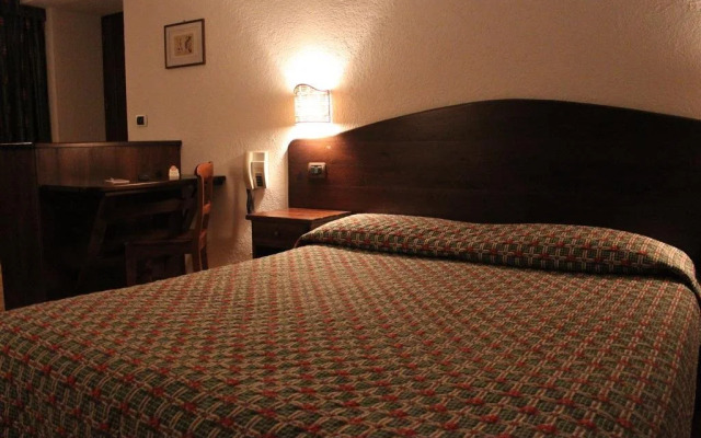 Hotel Stambecco
