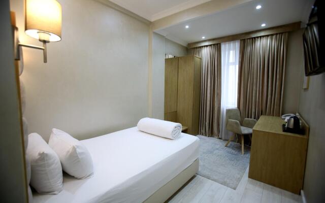 EDEM Hotel