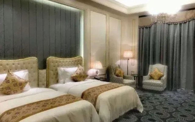 Evergrande Hotel Enping