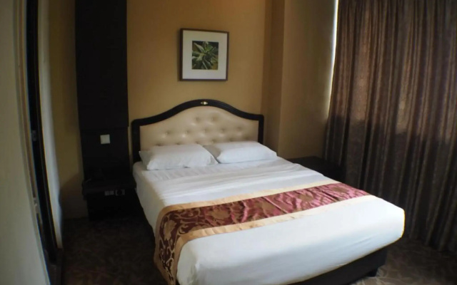 Broadway Hotel
