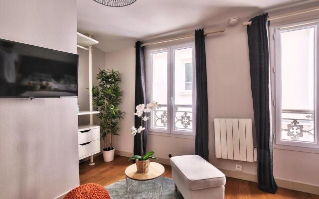 B 833 - Porte de Versailles - Lovely Apartment