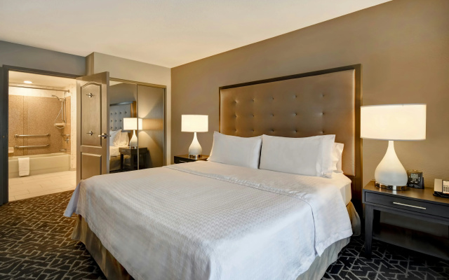Homewood Suites by Hilton Edgewater