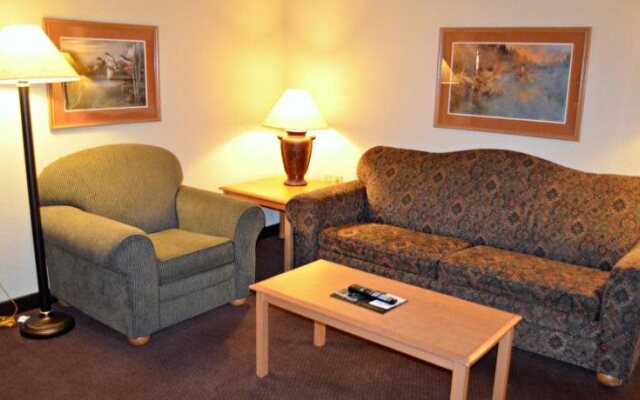 Fossil Creek Hotel And Suites