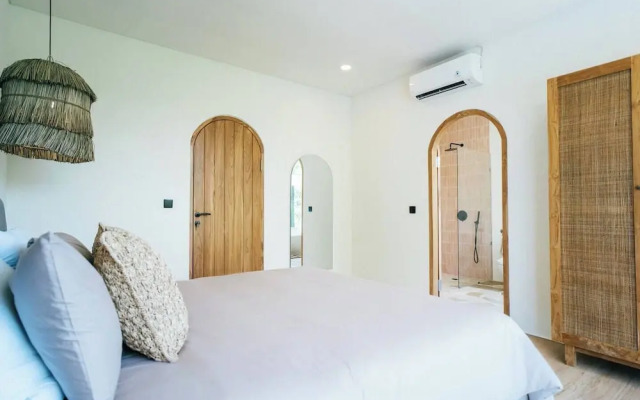 Trendy Boho 3BR Cozy Living 5min to La Brisa