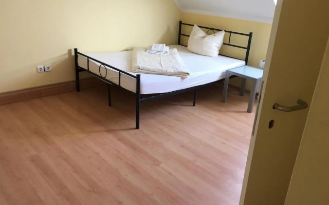 Doppelbettzimmer mit Bad