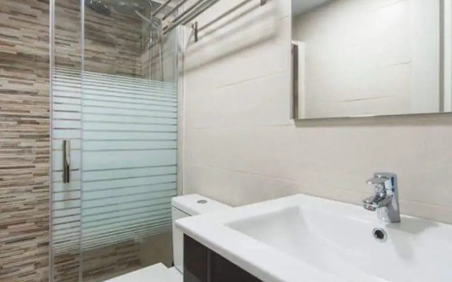 Unique 3 BED House in Horta By Myrentalhost