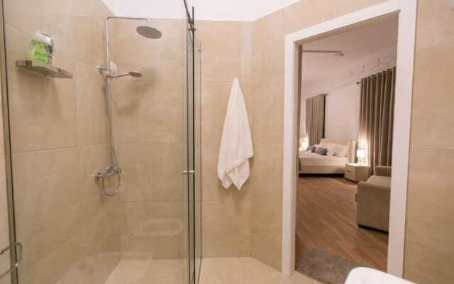 Vila Ferdinand Modern Rooms In Tirana